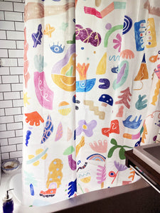 Rideau de douche conçu par l'artiste Marc-Olivier Lamothe pour la compagnie de rideaux de douche Costume de bain